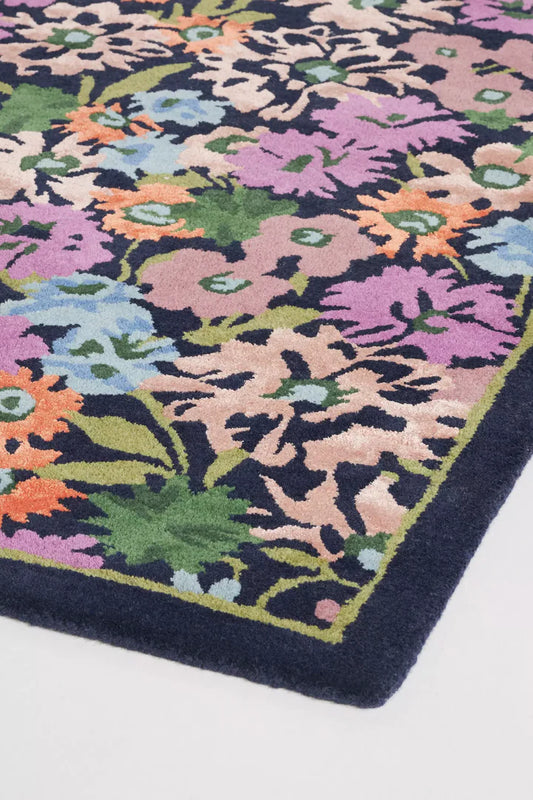 Pastel Meadow Luxury Hand-Tufted Wool Rug in Contemporary Floral Art
