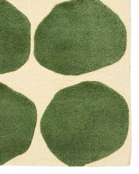 Forest Dot Elegance – Contemporary Hand-Tufted Carpet